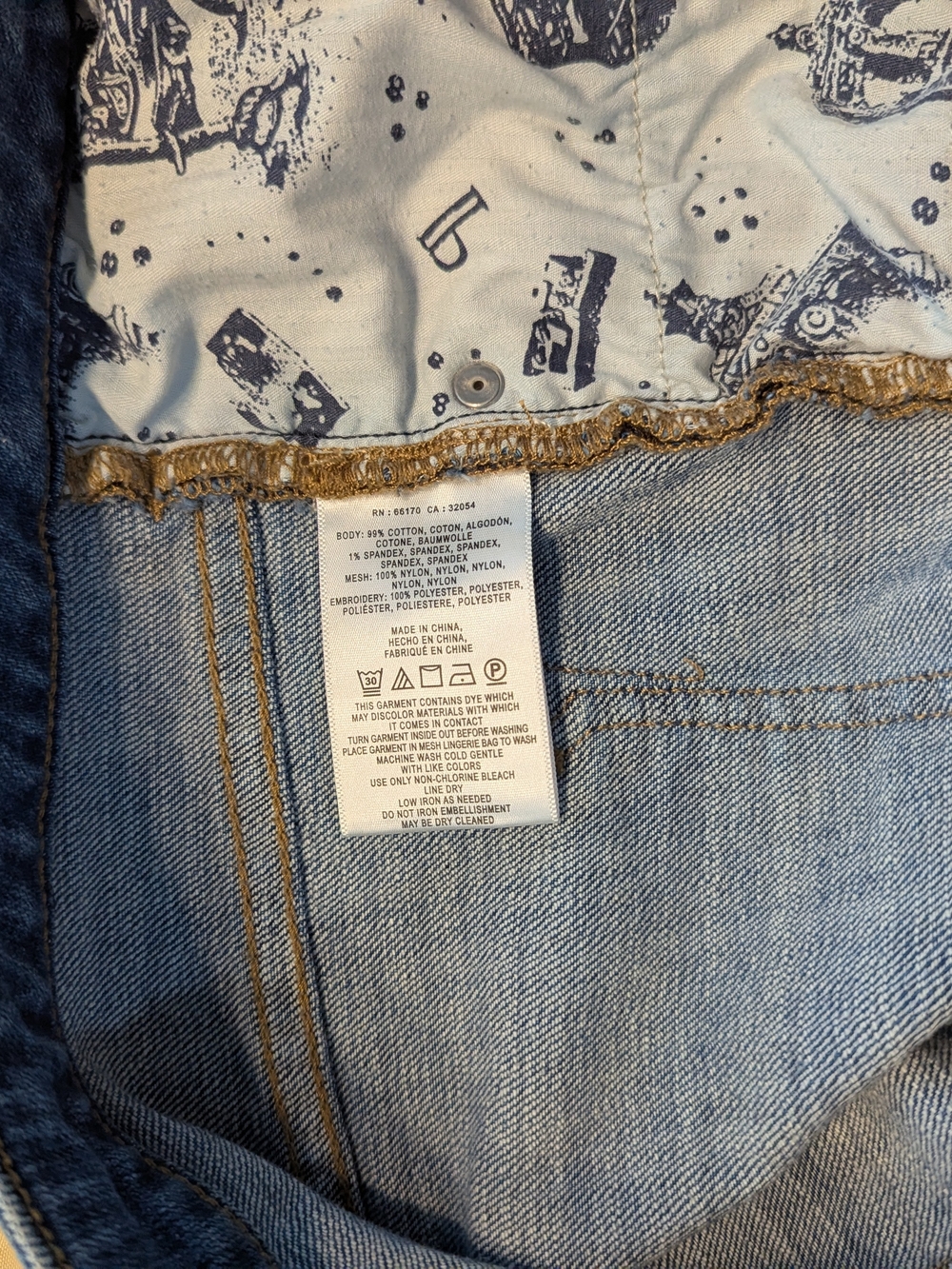Pilcro and the Letterpress Blue Jeans with Floral Bootcut Hem - Picture 4 of 8